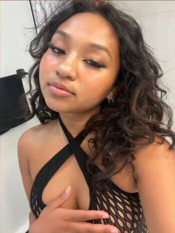 Full leaked Visual vixen page private onlyfans photo