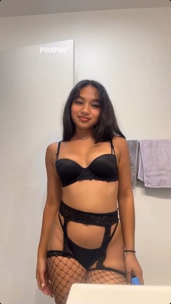 Full leaked Visual vixen page private onlyfans photo