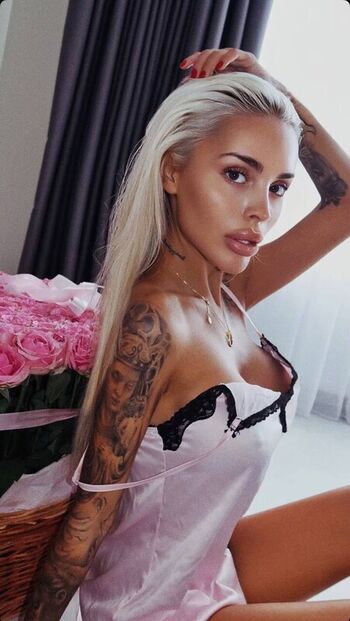 Full leaked Vlada capeloon page private onlyfans photo