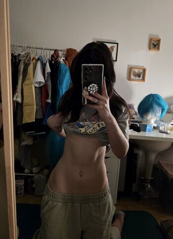Full leaked Weeniestwee page private onlyfans photo