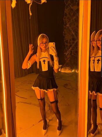 Full leaked Wendyta vc private onlyfans photo