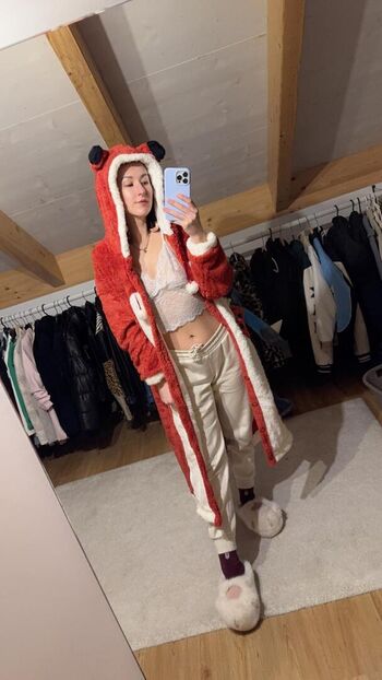 Full leaked White paws page private onlyfans photo