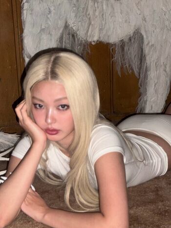 Full leaked Yoonchae page private onlyfans photo