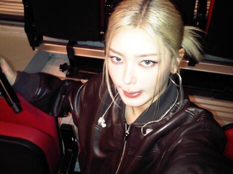 Full leaked Yoonchae page private onlyfans photo