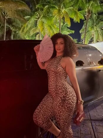 Full leaked Zainaabb ab private onlyfans photo