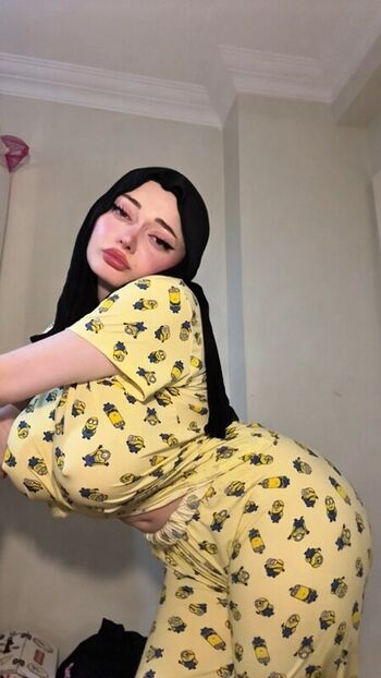 Full leaked Zelal page private onlyfans photo