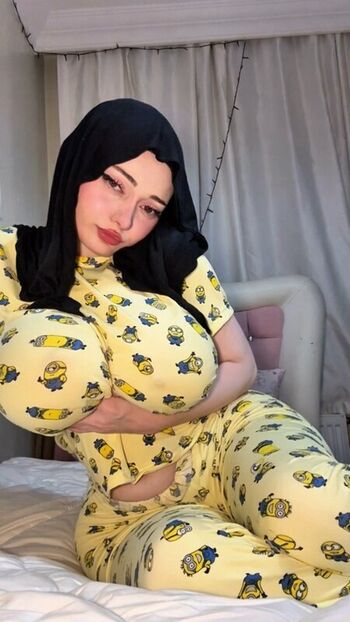 Full leaked Zelal page private onlyfans photo
